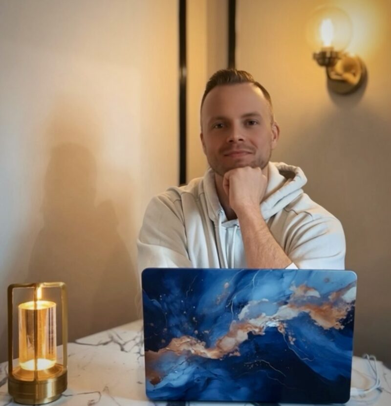 Nicholas Scherf, Chief Executive Officer, Proof Guide